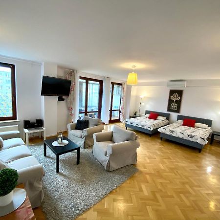 Center Warsaw - Apartmenty Jana Pawla II מראה חיצוני תמונה