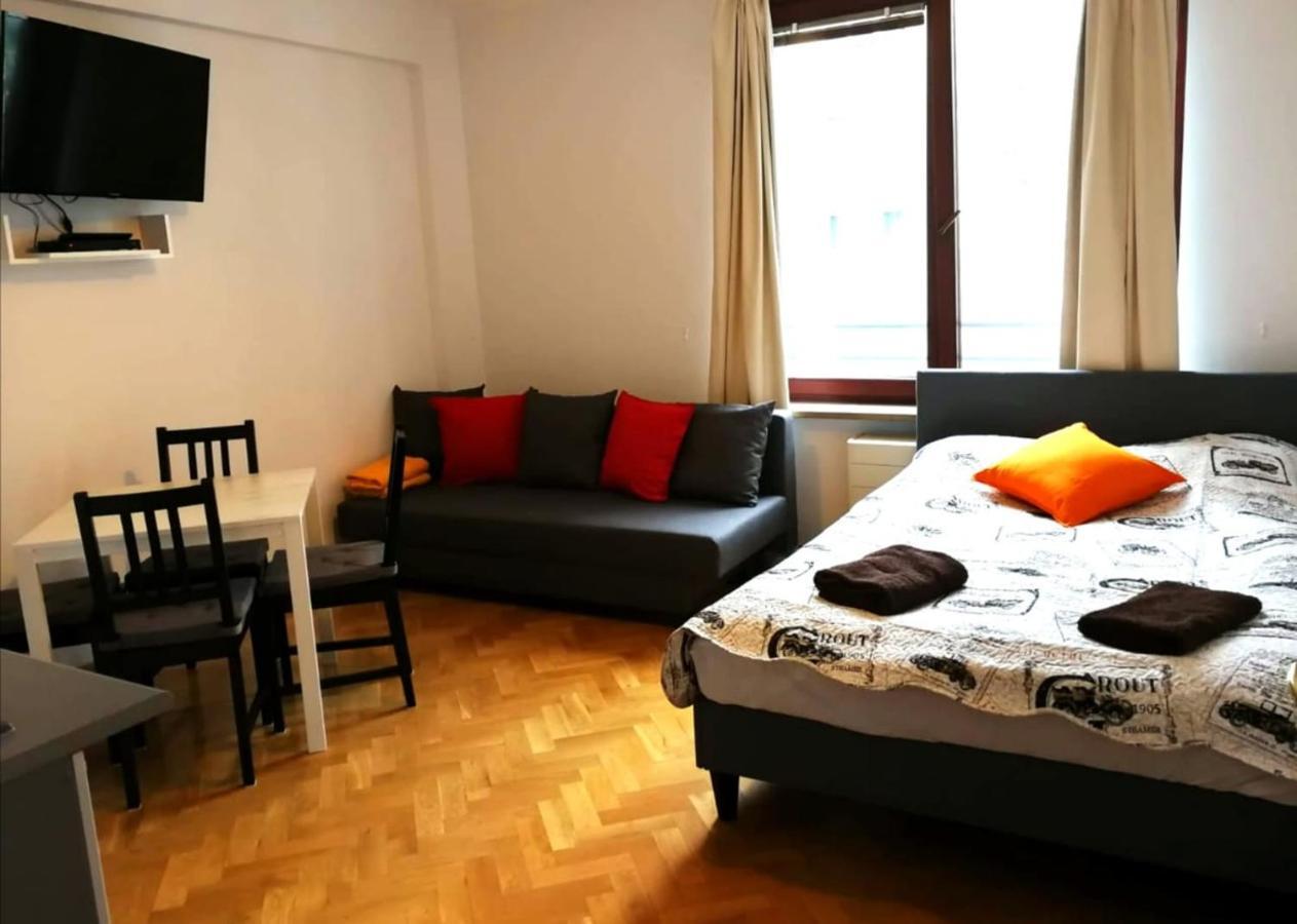Center Warsaw - Apartmenty Jana Pawla II מראה חיצוני תמונה