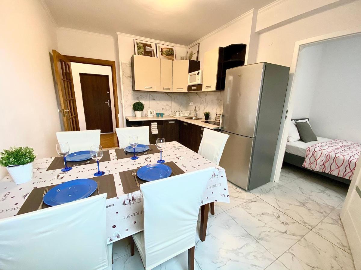 Center Warsaw - Apartmenty Jana Pawla II מראה חיצוני תמונה
