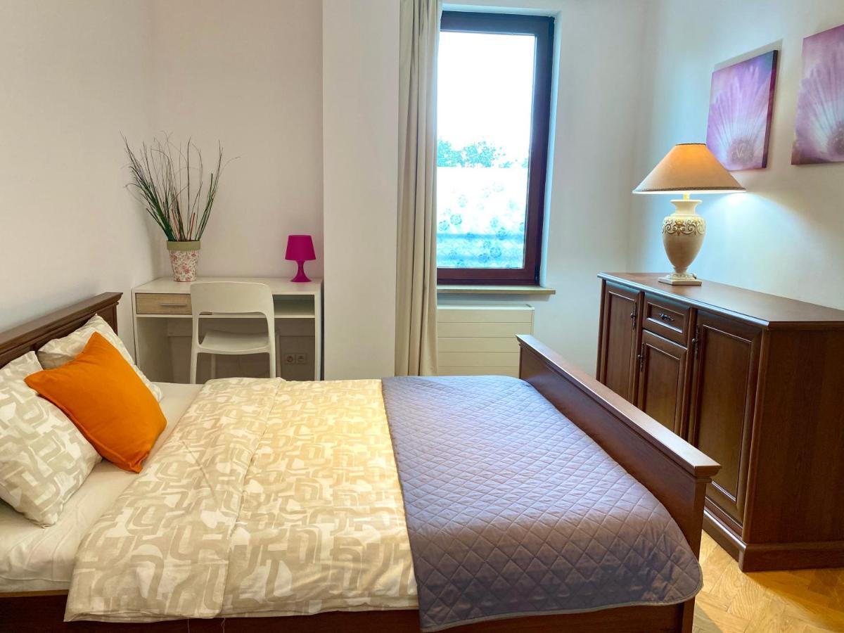 Center Warsaw - Apartmenty Jana Pawla II מראה חיצוני תמונה