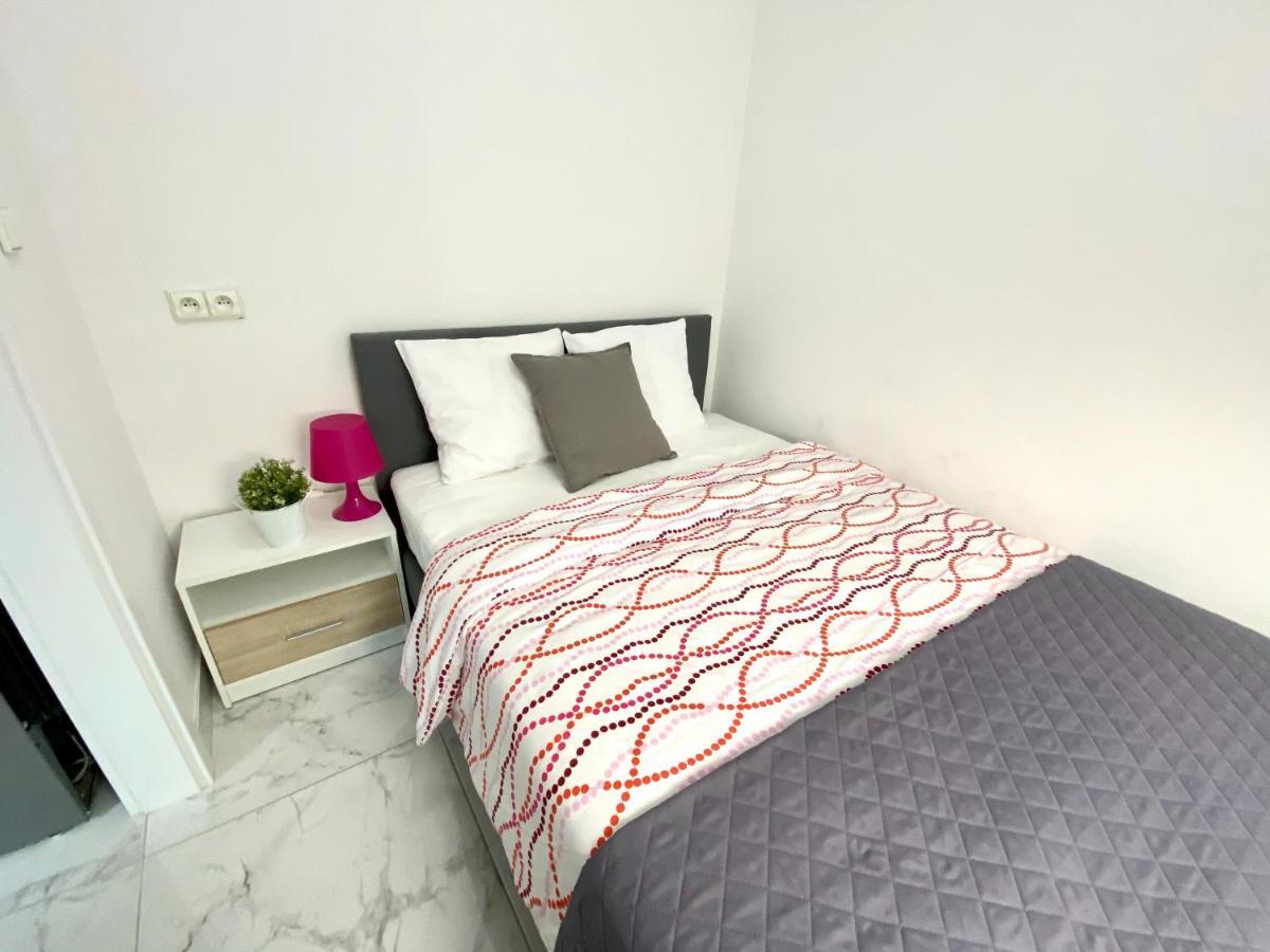 Center Warsaw - Apartmenty Jana Pawla II מראה חיצוני תמונה