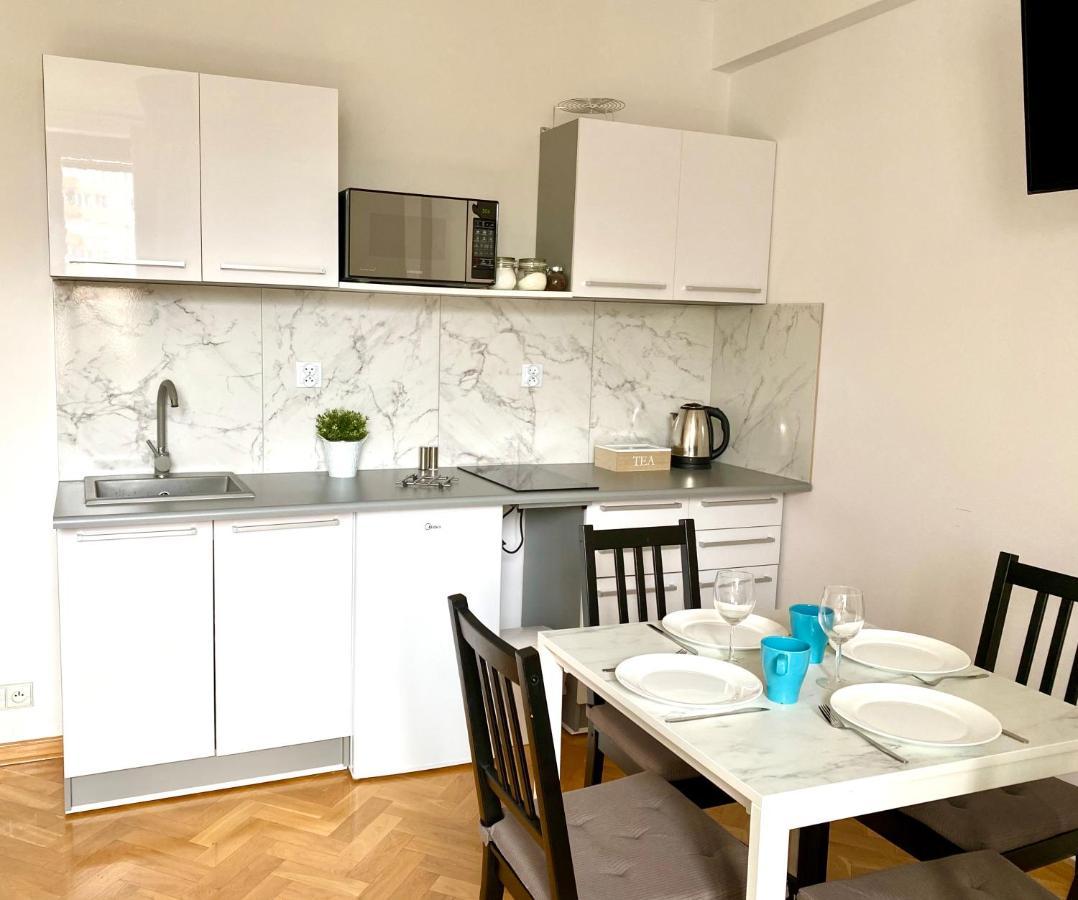 Center Warsaw - Apartmenty Jana Pawla II מראה חיצוני תמונה