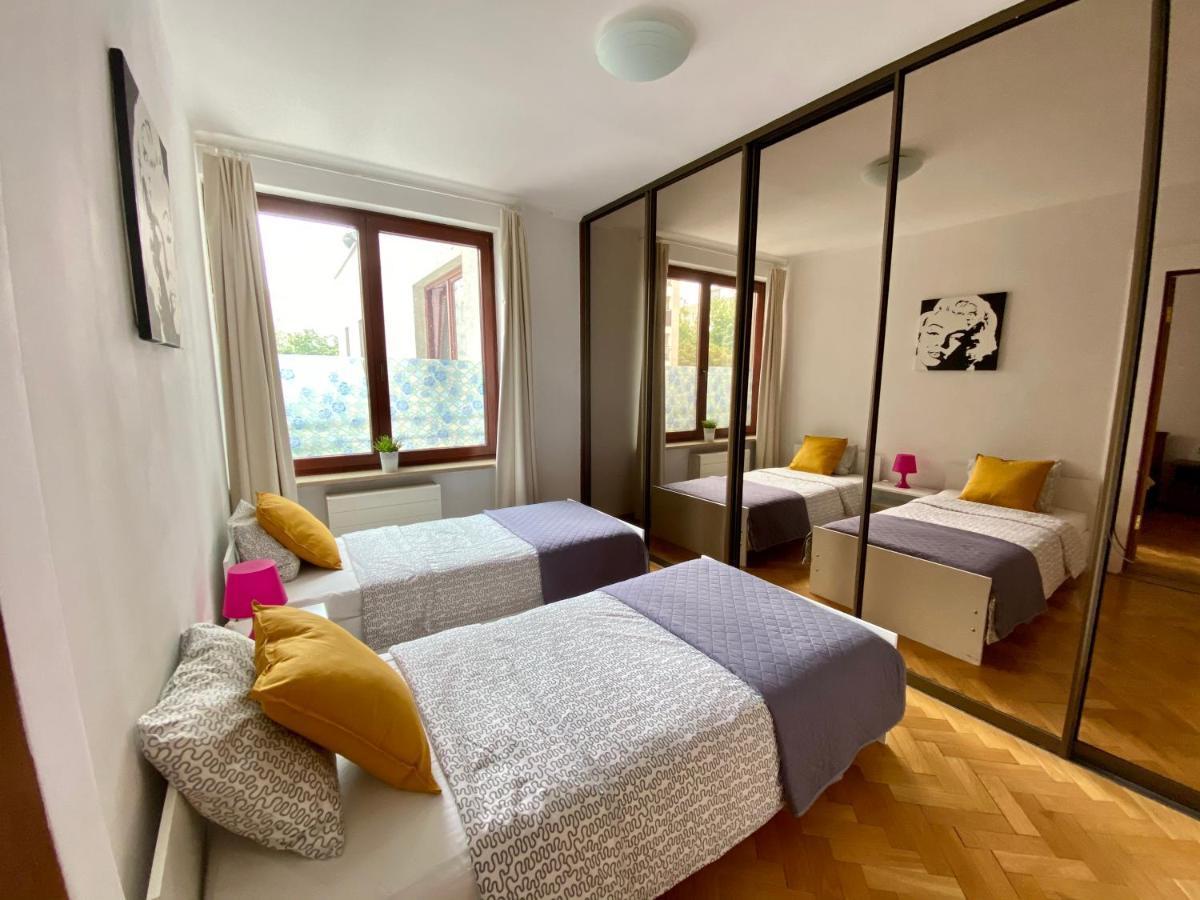 Center Warsaw - Apartmenty Jana Pawla II מראה חיצוני תמונה