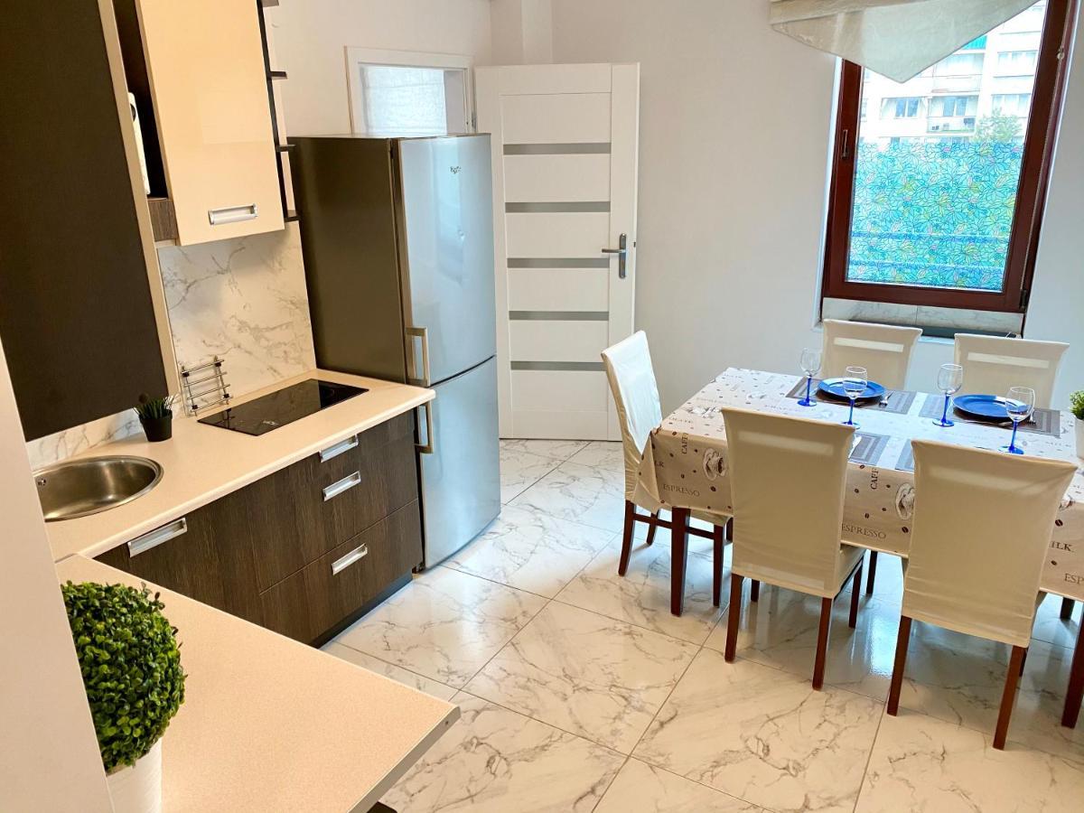 Center Warsaw - Apartmenty Jana Pawla II מראה חיצוני תמונה